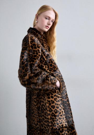 Кожаное пальто