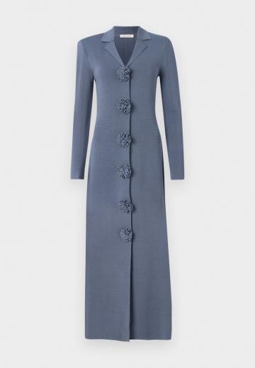 Вязаное платье