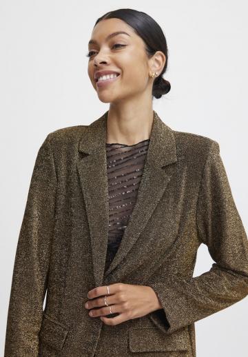 Короткое пальто