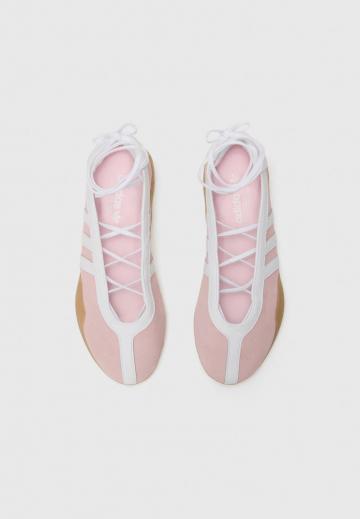 Спортивные балетки