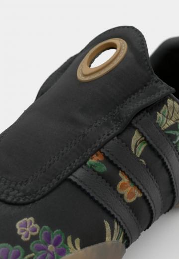 Кеды без шнуровки