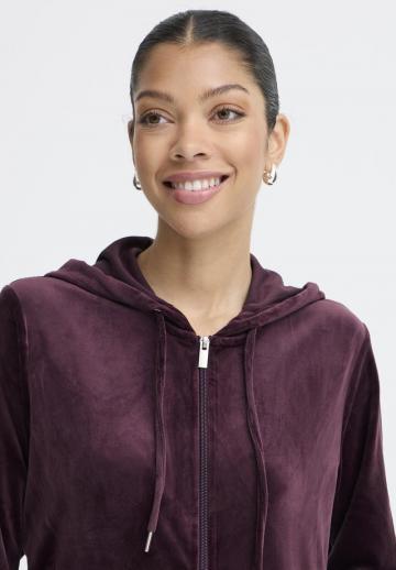 Спортивная куртка