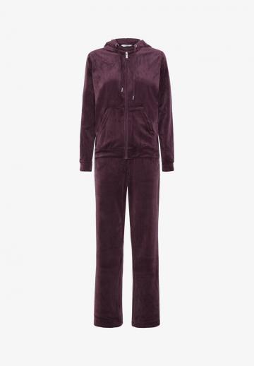 Спортивная куртка