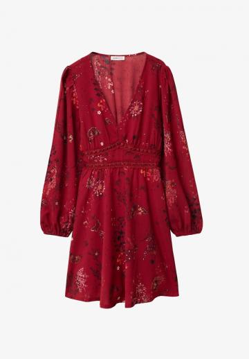 Короткое платье