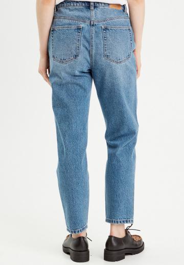 Джинсы