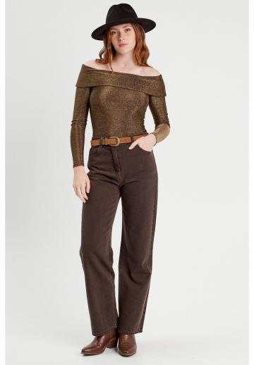 Прямые джинсы