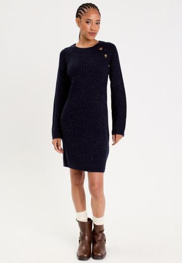 Вязаное платье