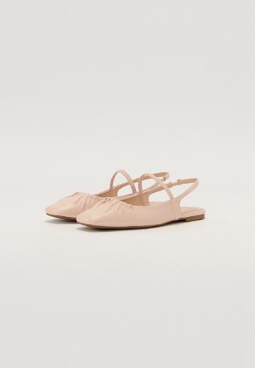 Гандбольные кроссовки