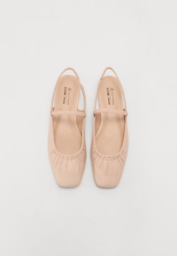 Гандбольные кроссовки