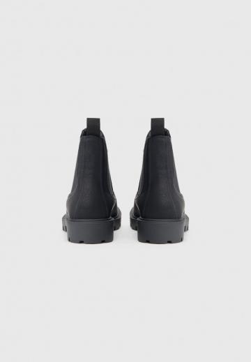 Ботинки челси