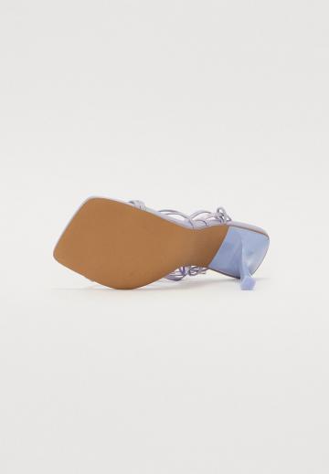 Гандбольные кроссовки