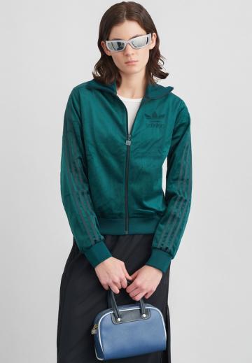 Спортивная куртка