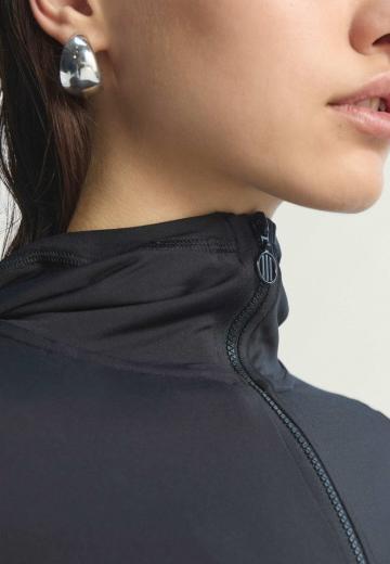 Спортивная куртка