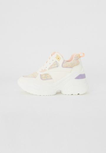 Гандбольные кроссовки