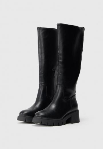 Сапоги на платформе