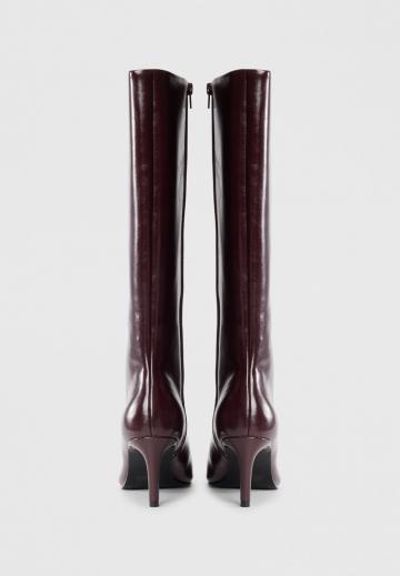 Высокие сапоги