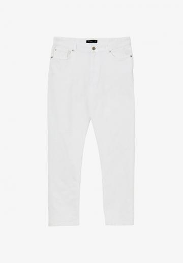 Узкие джинсы