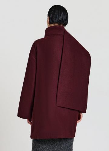 Короткое пальто