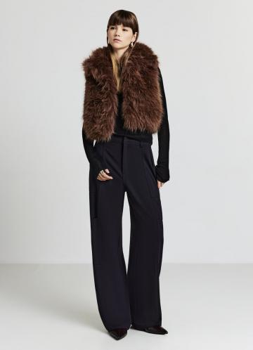 Пуховой жилет