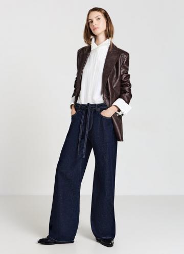 Пальто из искусственной кожи