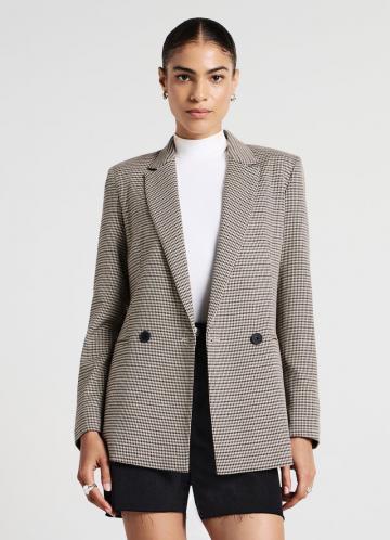 Короткое пальто