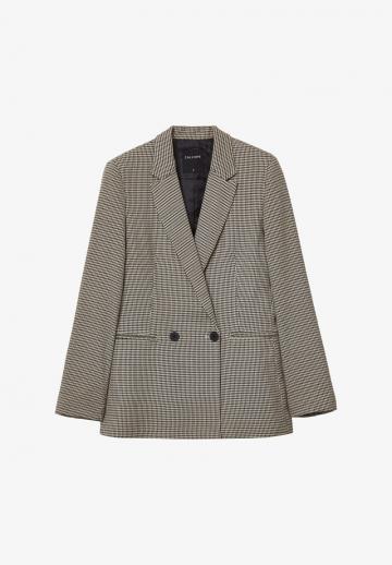 Короткое пальто