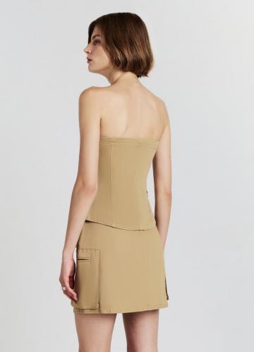 Юбка с накладными карманами