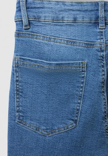 Клешеные джинсы