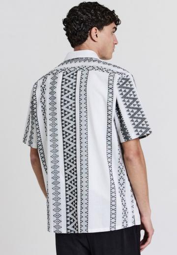 Рубашка с коротким рукавом