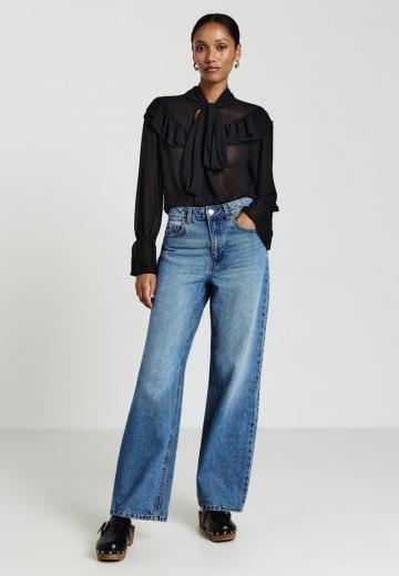 Свободные джинсы