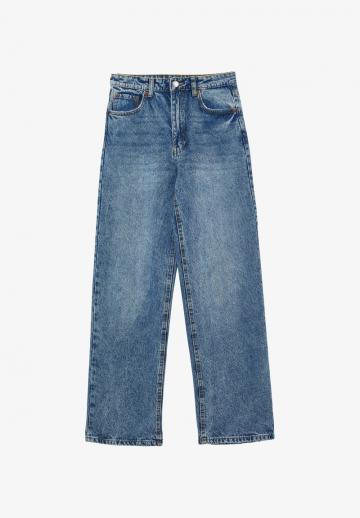 Прямые джинсы