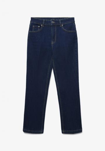 Прямые джинсы