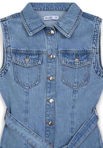 Джинсовая жилетка
