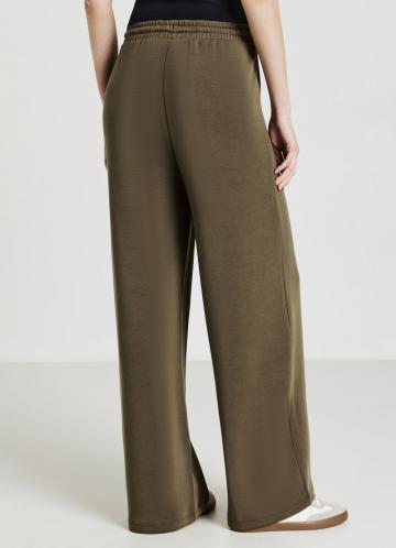 Спортивные штаны