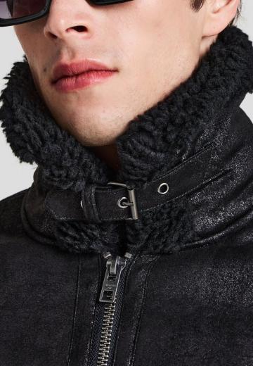 Кожаная куртка