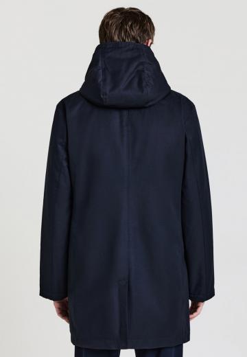 Короткое пальто