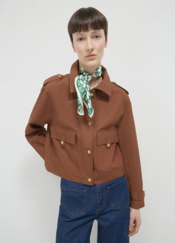 Блейзер с накладными карманами