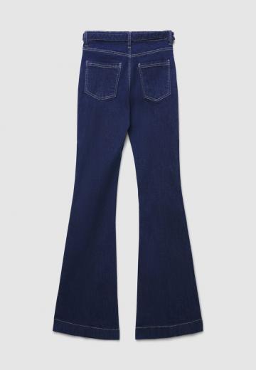 Клешеные джинсы