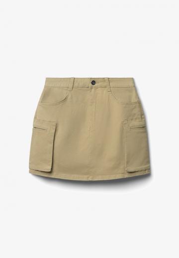 Юбка с накладными карманами