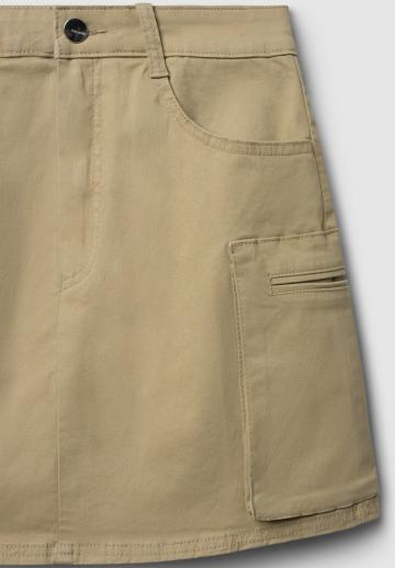 Юбка с накладными карманами