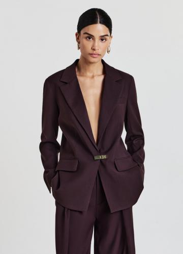 Блейзер с накладными карманами