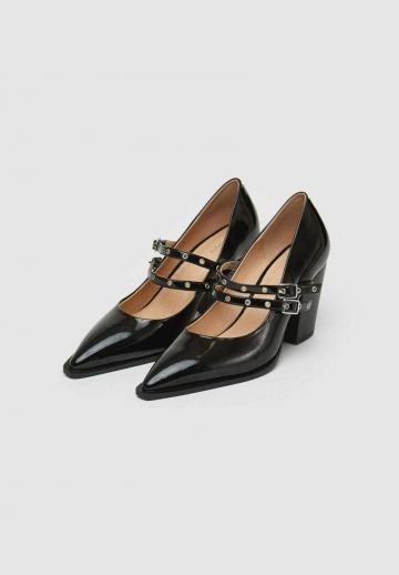 Туфли с ремешком