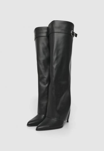 Высокие сапоги