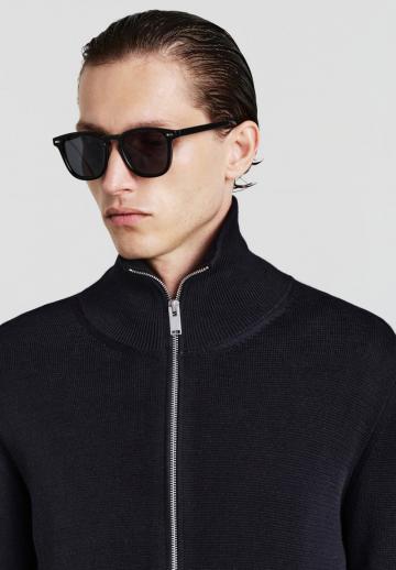 Вязаная кофта