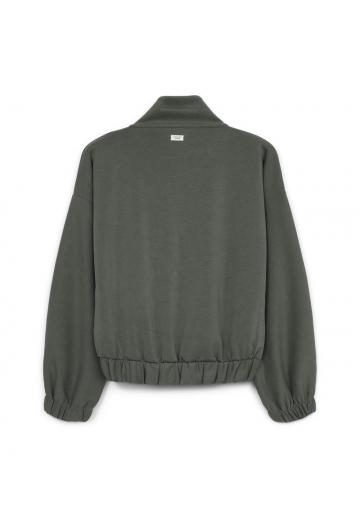 Куртка с накладнымит карманами