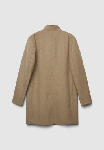 Короткое пальто