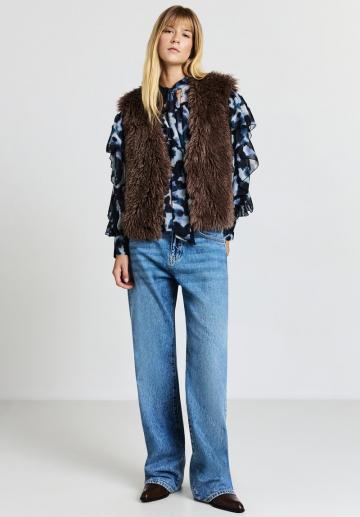 Пуховой жилет