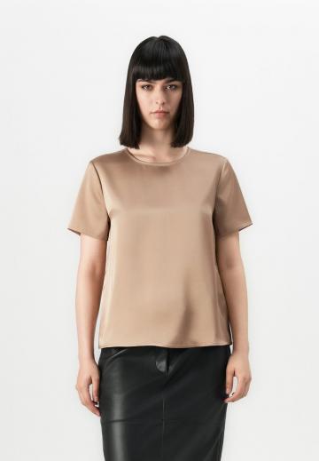 Атласная блузка