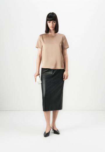 Атласная блузка