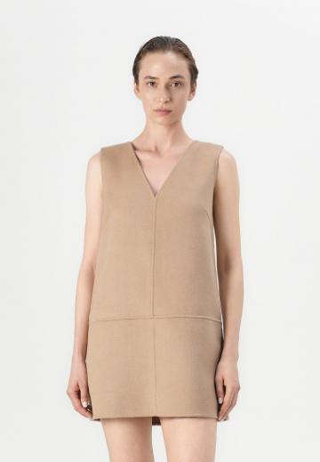 Платье футляр